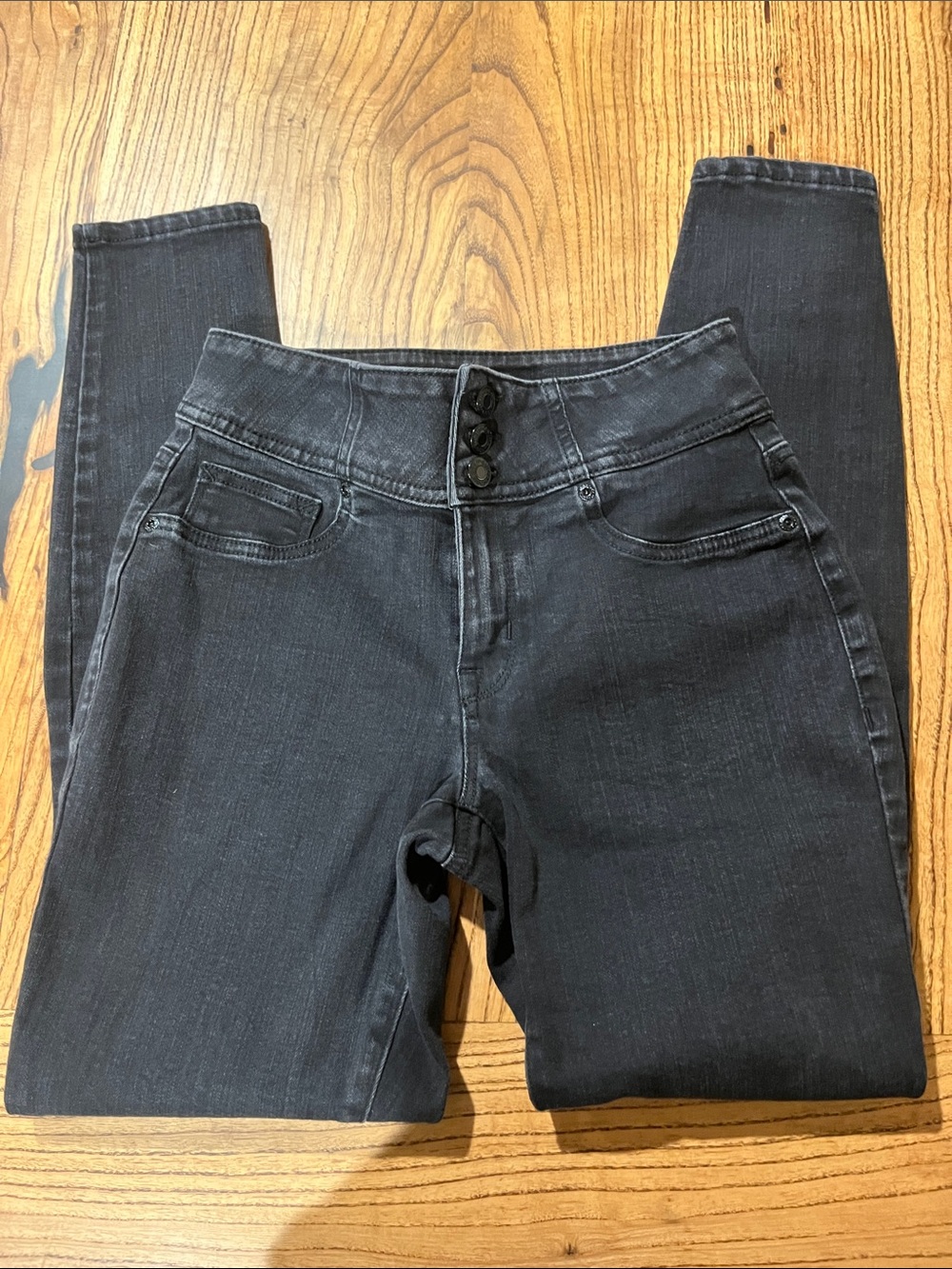 Maurices Black High-Rise Jeggings with Triple Button. Small/reg.